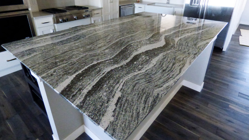 Cambria Roxwell for Long Lasting and Great Looking Kitchen Countertops 2